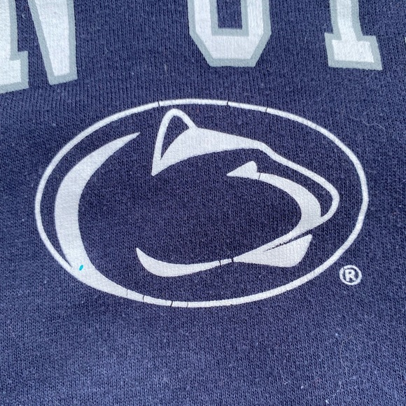 Penn State Cropped Sweatshirt - Picture 2 of 5